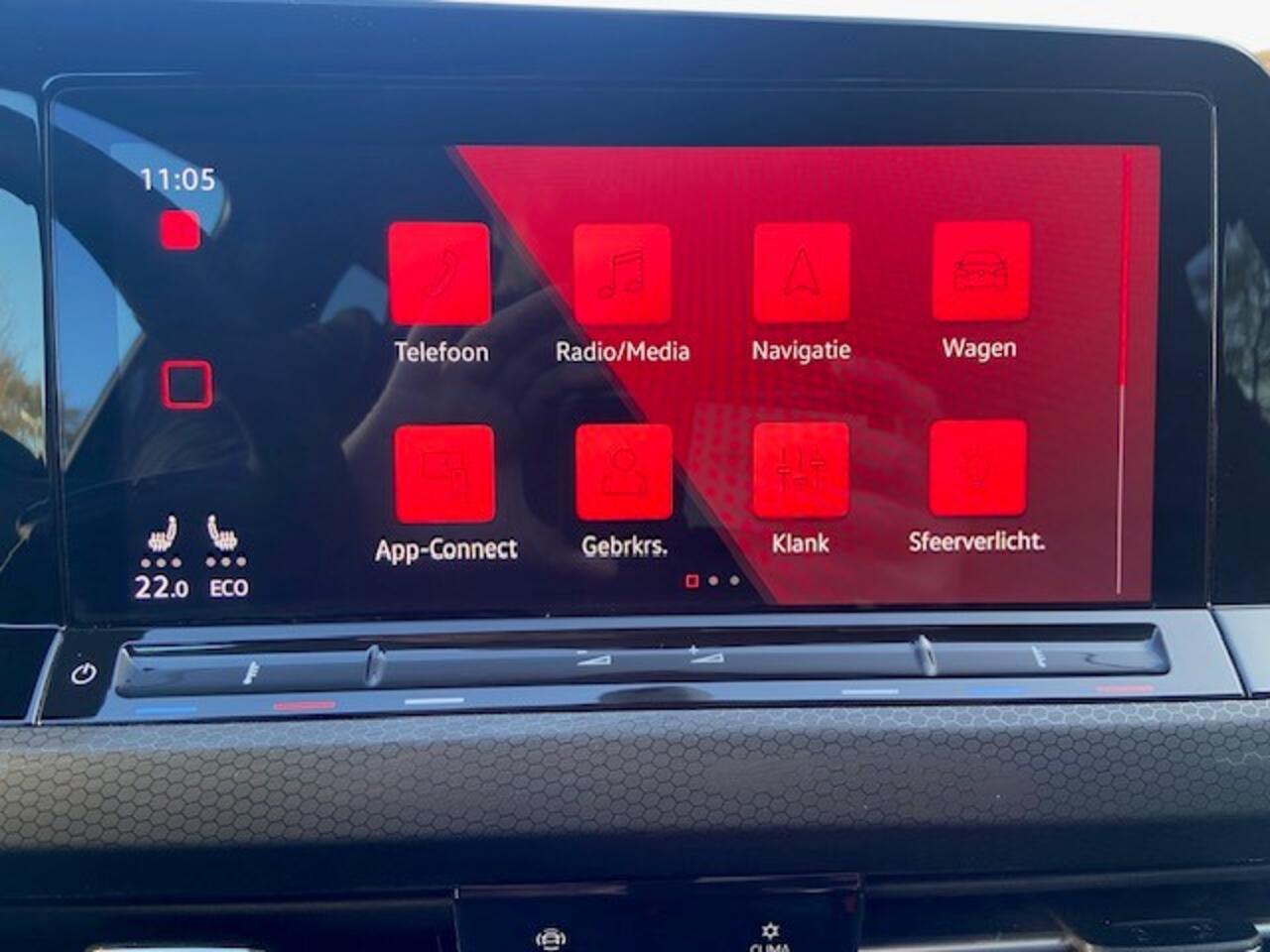 Volkswagen GOLF 1.4 eHybrid 245pk DSG GTE / 18" LMV / Navi / Carplay / Stuur & Stoelverwarming / LED