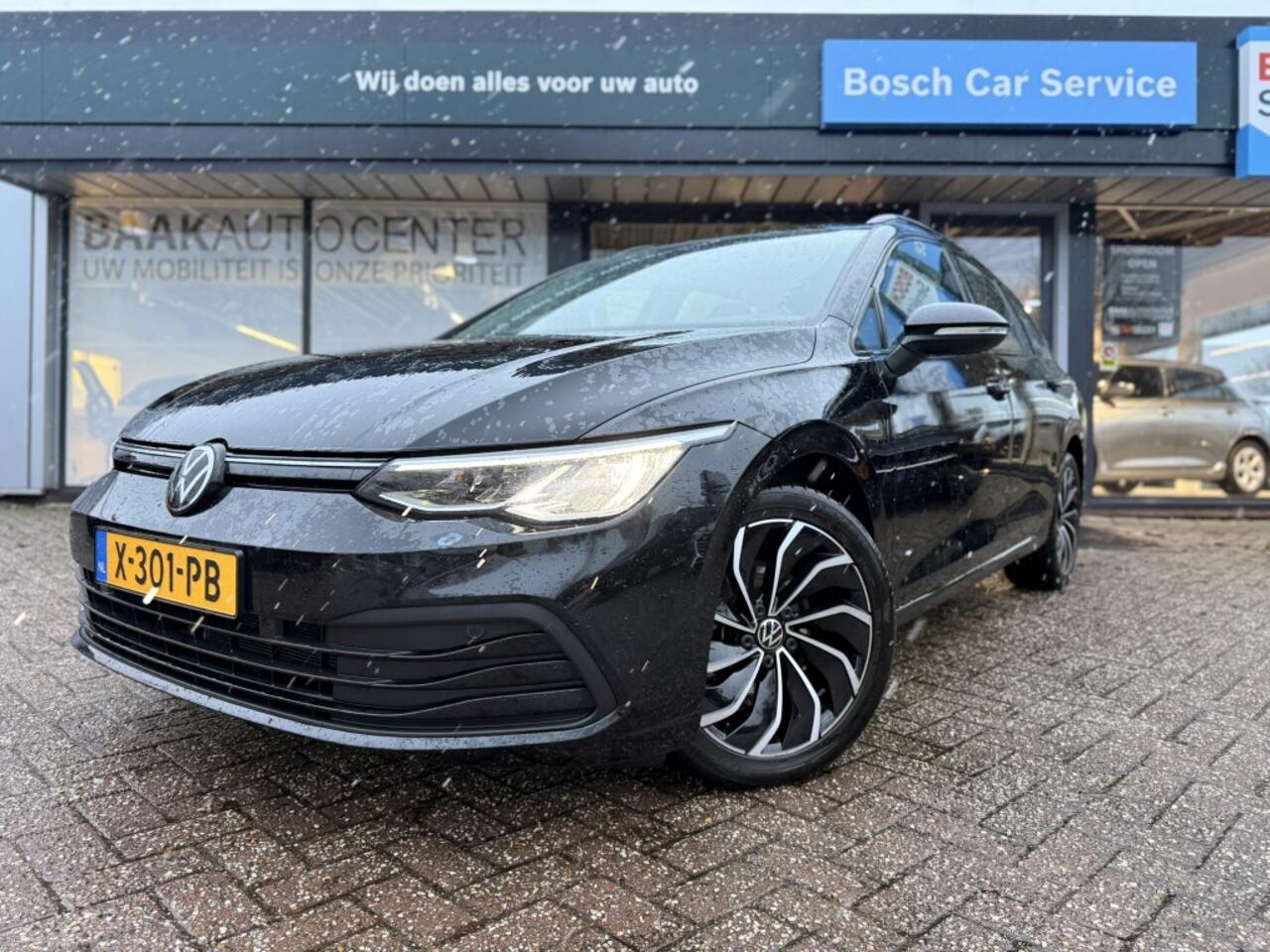 Volkswagen GOLF Variant 1.5 eTSI Life Business | Virtual | Navigatie