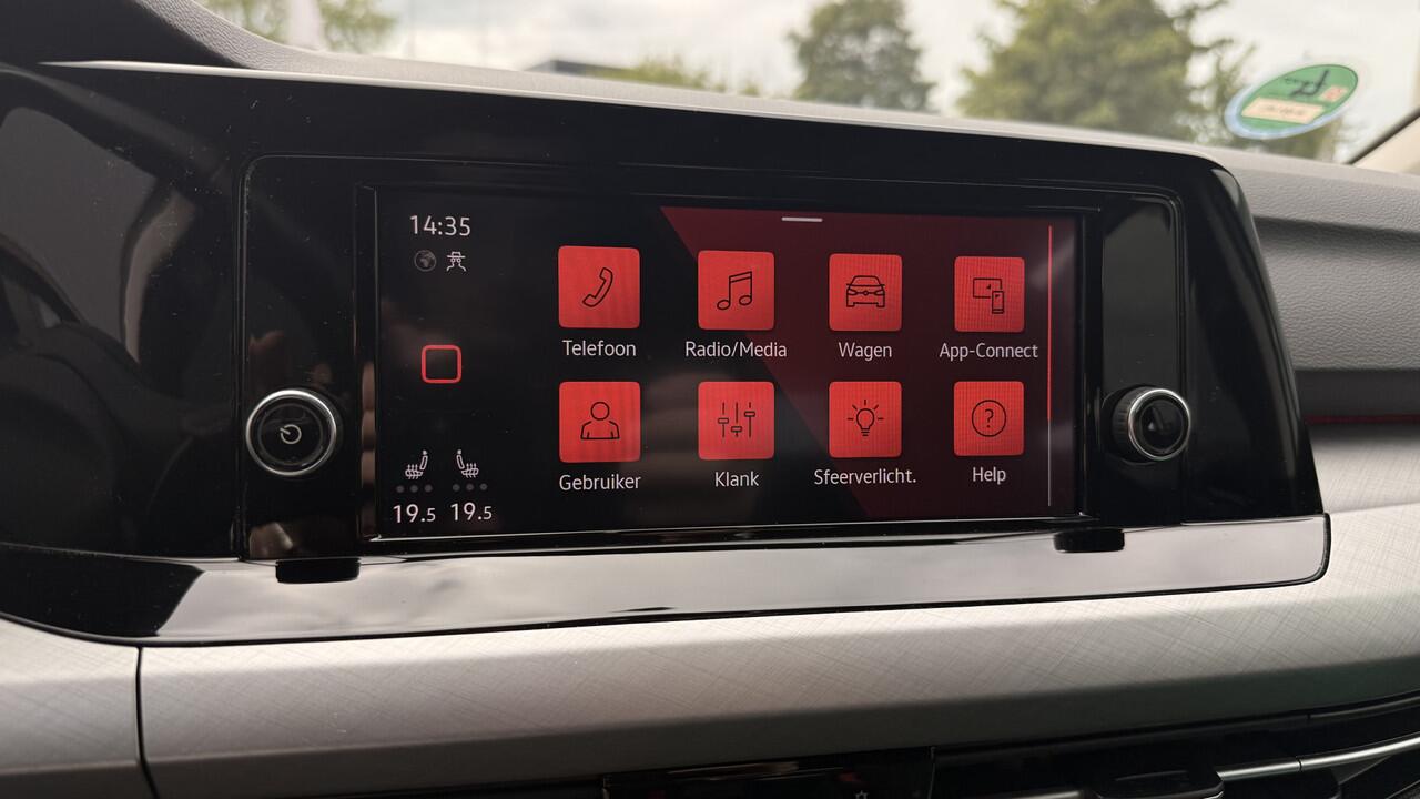 Volkswagen GOLF Variant 1.5 TSI Style / Adaptive Cruise Control / CarPlay / Stuur en Stoelverwarming