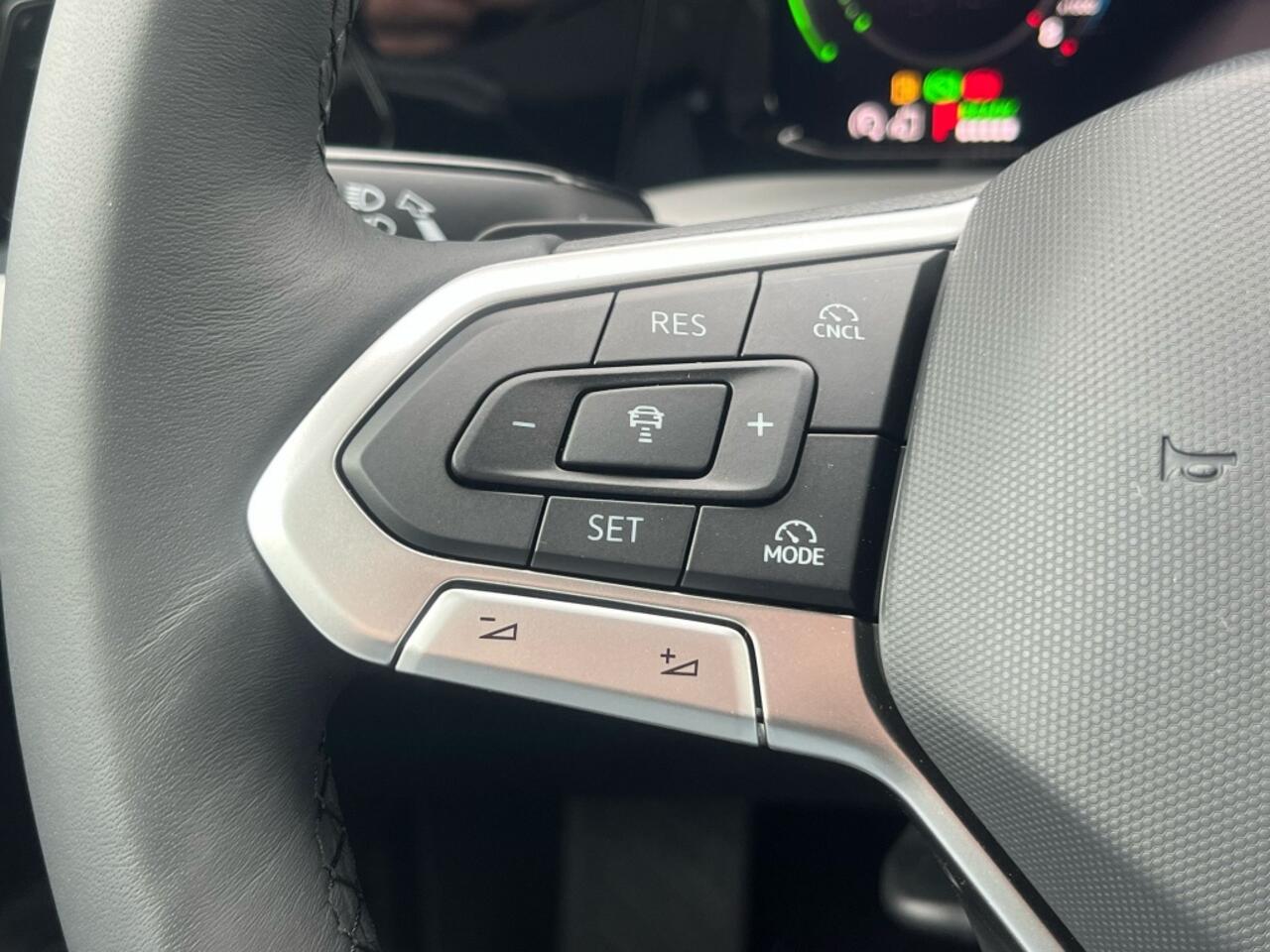 Volkswagen GOLF 1.5 TSI eHybrid 204pk Life Edition | New model | LED Plus | Came