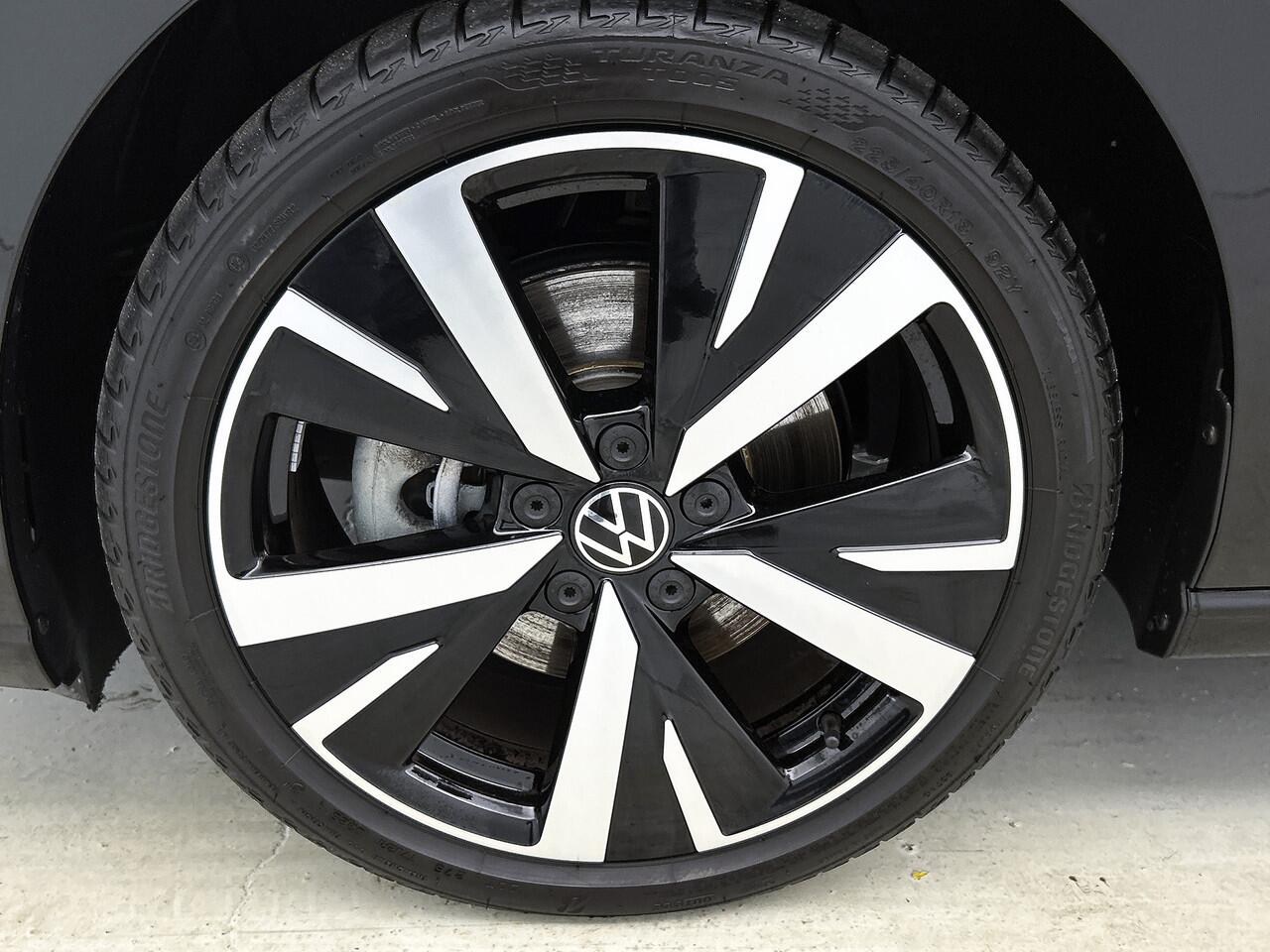 Volkswagen GOLF 1.5 eHybrid 204pk Life Edition DSG / Navigatie / Stoel+Stuurverwarming / Camera / Trekhaak