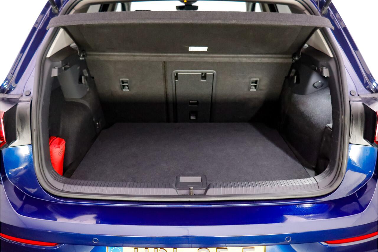 Volkswagen GOLF 1.0eTSI Dsg Life Business FULL LED | CAMERA | STUUR+STOELVERW | NAVI | ACC | PDC V+A | LMV