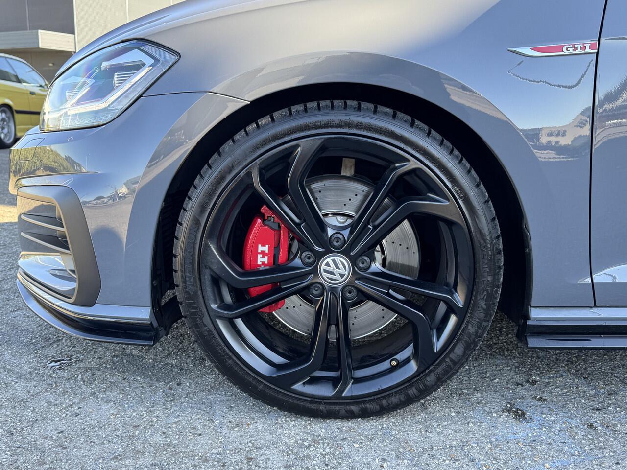 Volkswagen GOLF 7,5 GTI TCR 2.0 TSI 290pk DSG / Aut. Zeer rijk uitgerust zeer goed onderhouden!!