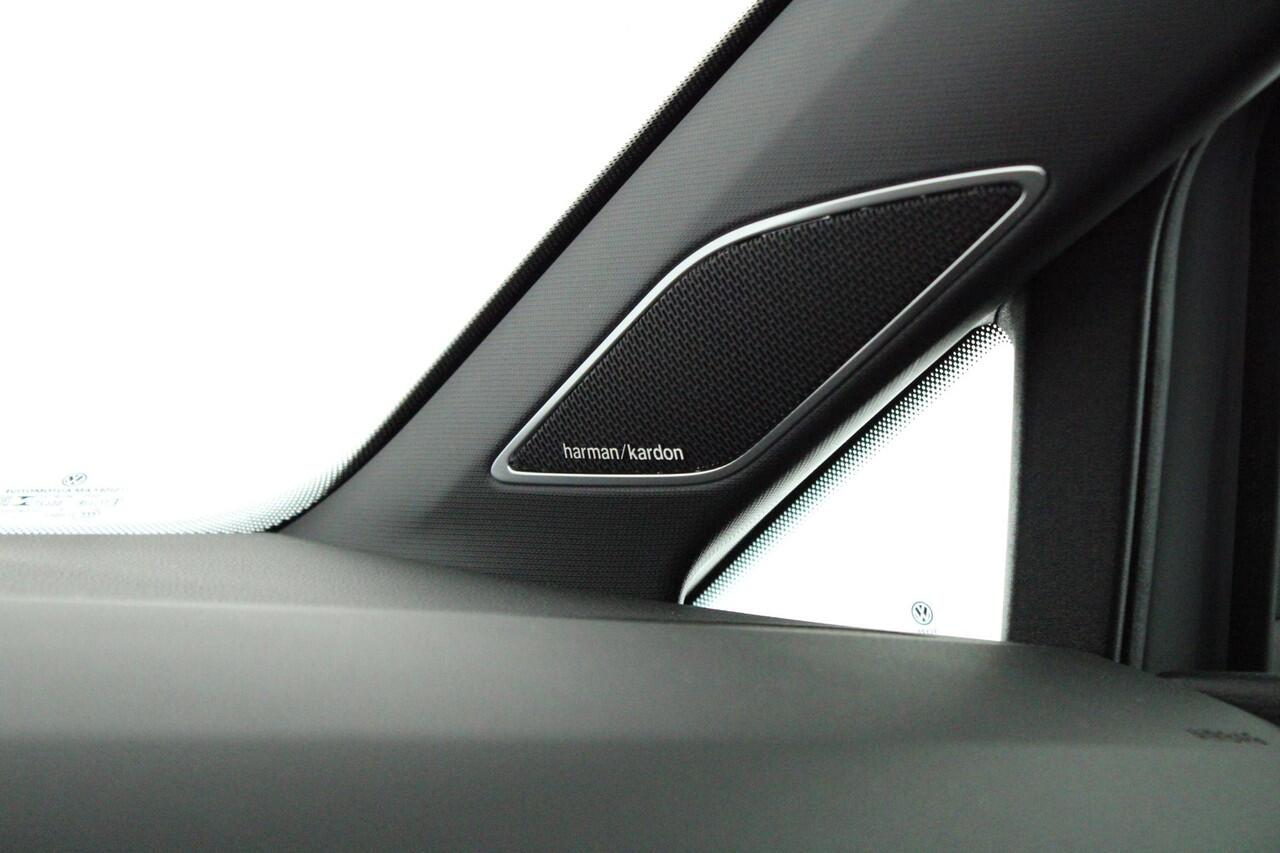 Volkswagen GOLF 1.5 eTSI 150pk DSG 2x R-Line harman/kardon Camera Virtual Cockpit Navigatie