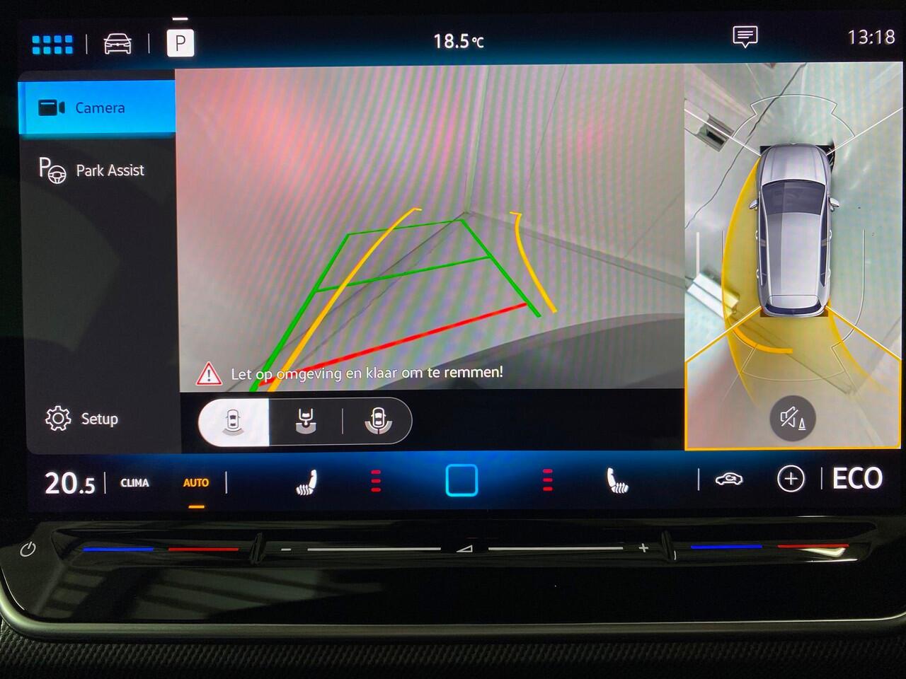 Volkswagen GOLF GTE 272PK Matrix IQ LIGHT 18 Inch Head Up Trekhaak 360° Camera Dynamic Chassis Control