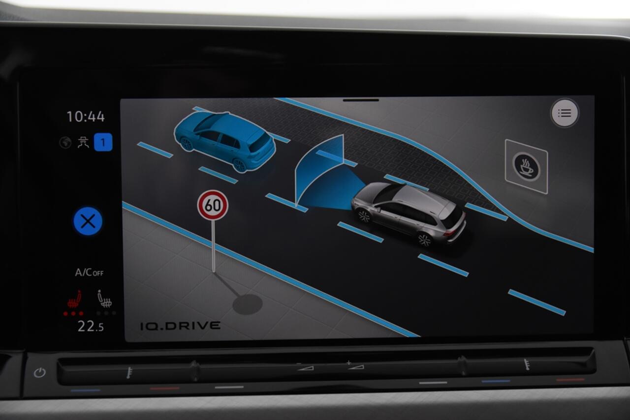 Volkswagen GOLF VIII Variant DSG *1ste Eigenaar*Navigatie*Stoelverwarming*Camera*