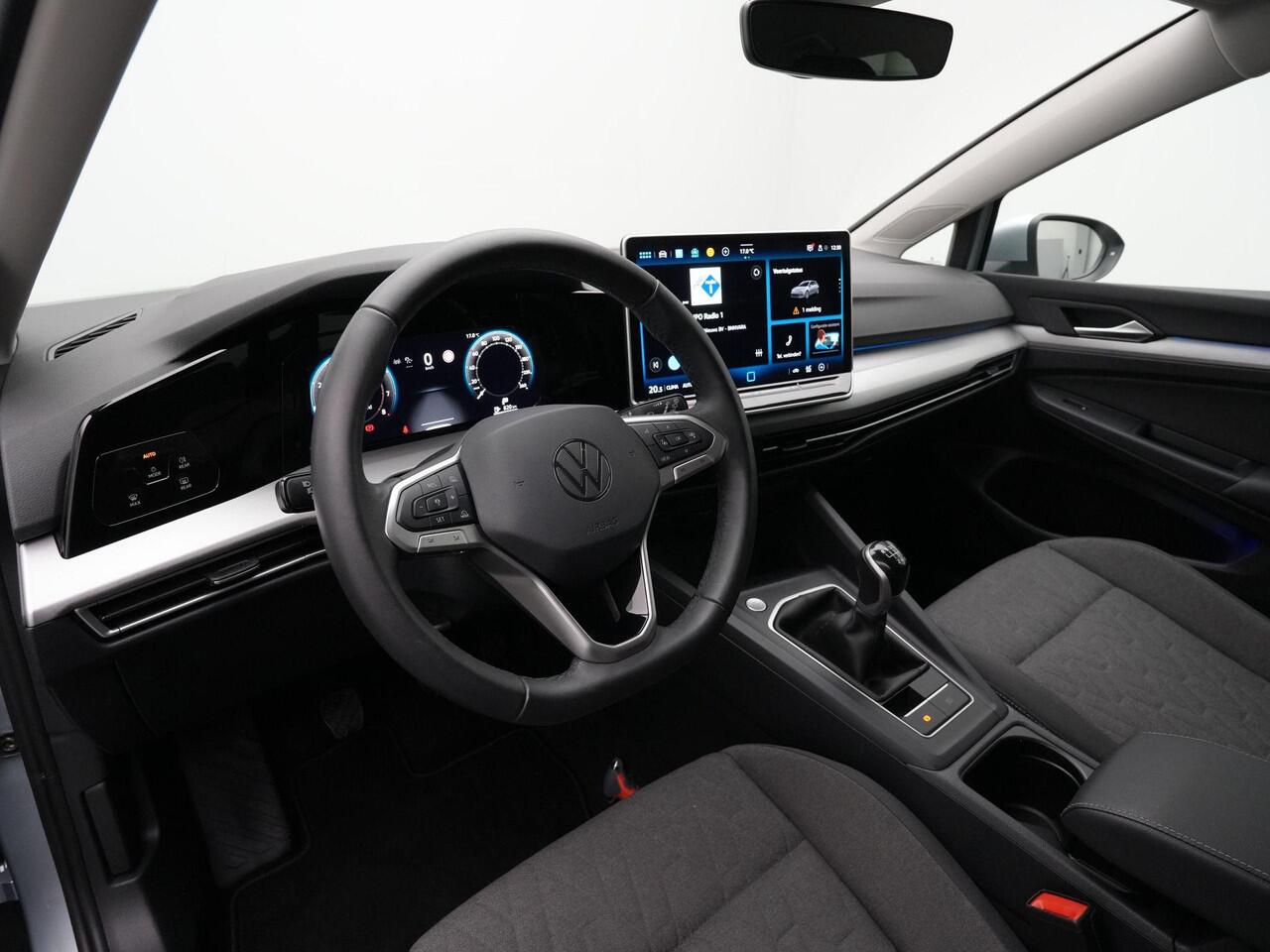 Volkswagen GOLF 1.5 TSI 115 pk Life Edition | Achteruitrijcamera | Adaptive Cruise | Keyless