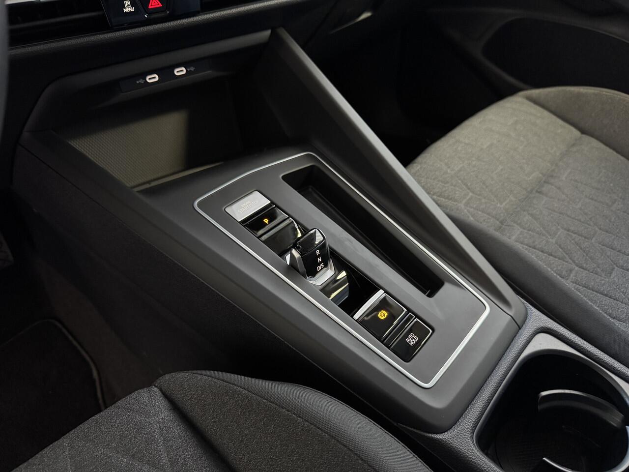 Volkswagen GOLF ?8.5? 1.5 TSI 150PK EDITION LED CARPLAY NAVI CAMERA STOEL/STUUR VERW KEYLESS MHEV "Volkswagen rijden begint bij Topautos.nl - 75 topmodellen direct op voorraad!"