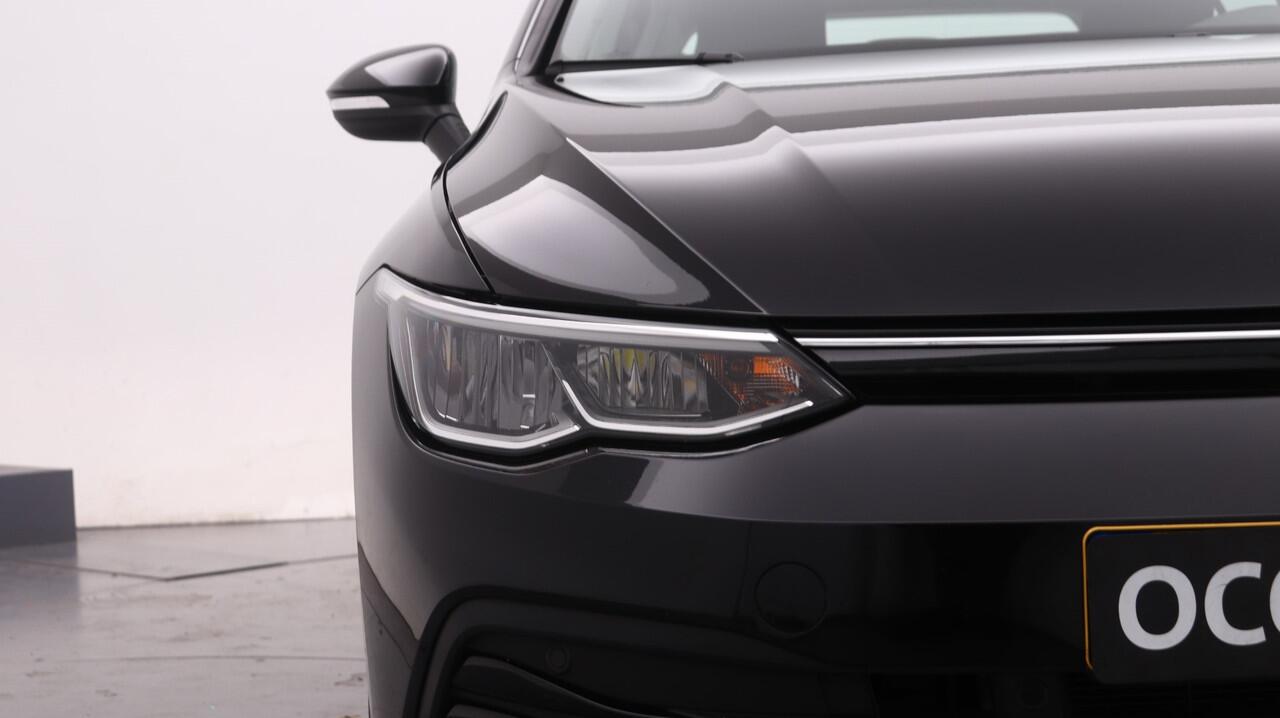 Volkswagen GOLF 1.0 TSI 110pk Life Navigatie Camera