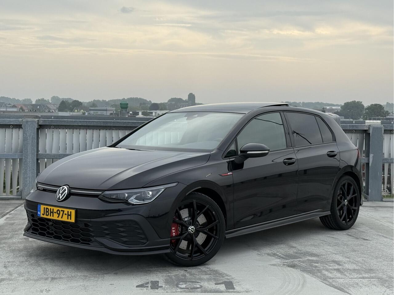 Volkswagen GOLF 2.0 GTI Clubsport | Pano | IQ | H+K | 1J-Garantie