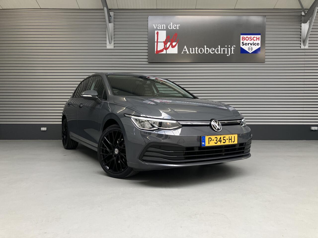 Volkswagen GOLF 1.5 TSI/PDC V+A/18 INCH/NAVI/CARPLAY/STOEL/STUUR VERW/ENZ