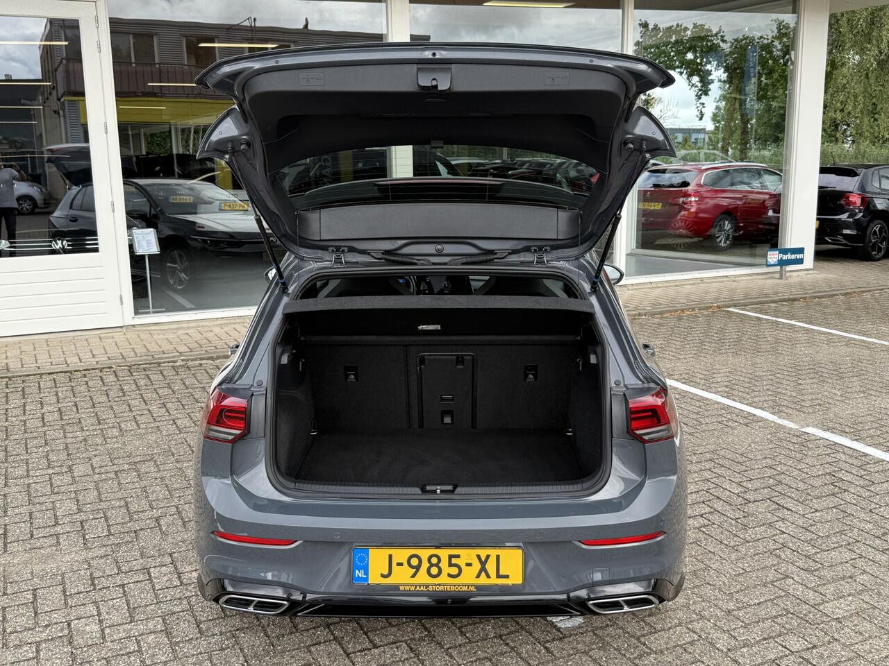 Volkswagen GOLF 1.5 eTSI 150pk R-Line | LED | Adapt. Cruise | Apple Carplay | Sportstoelen | PDC V+A | Virtual Cockpit