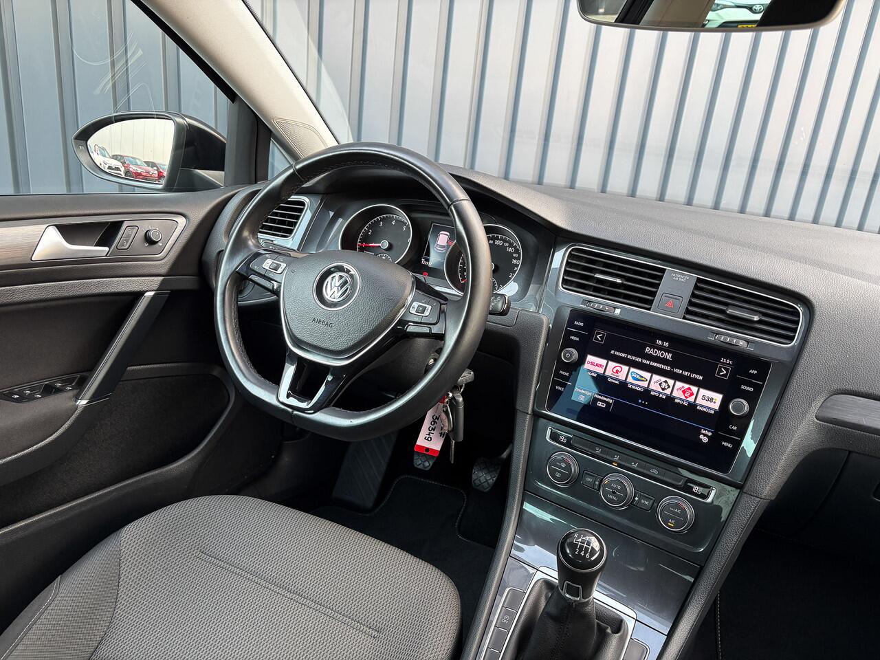 Volkswagen GOLF 1.5 TSI 130Pk Comfortline Business | Adapt. Cr. | Climate Control | Parkeersensoren V&A | Prijs Rijklaar!!