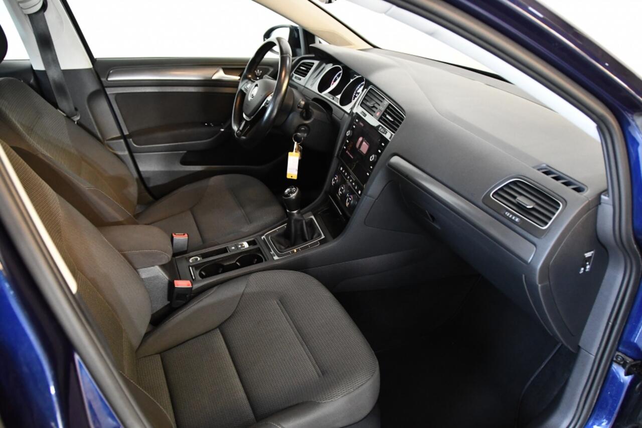 Volkswagen GOLF 1.0 TSI Highline *Apple Carplay*Stoelverwarming*