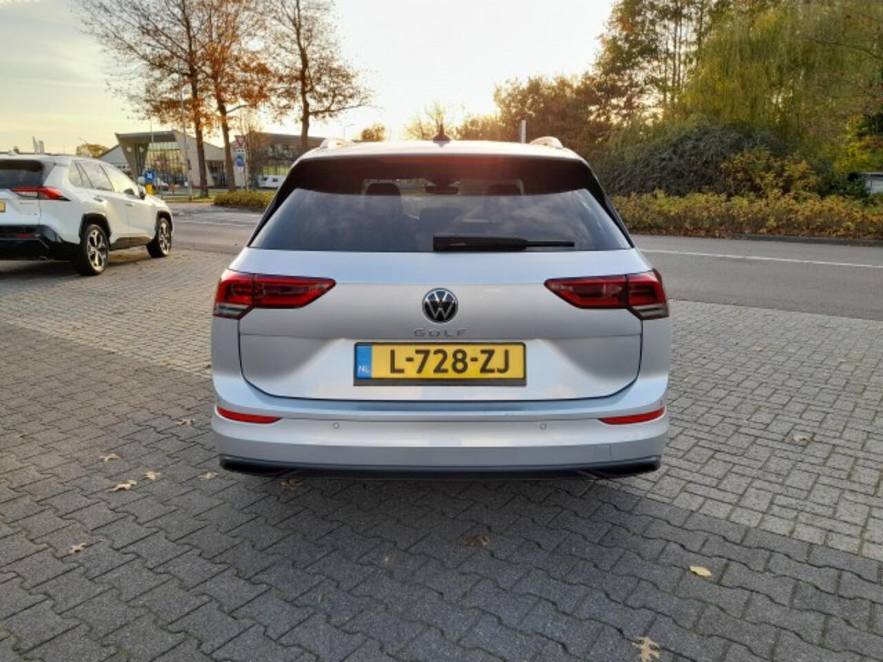 Volkswagen GOLF 1.5 TSI VARIANT BUSINESS IQ-LIGHT TREKHAAK VIRTUAL DASHB. MEMORY