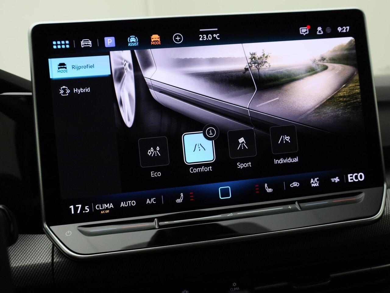 Volkswagen GOLF 1.5eHybrid 200kW/272PK GTE DSG · Panoramadak · Trekhaak · 360°Camera + Parkeersensoren · Head-up display · Garantie tot februari 2030 of 100000km