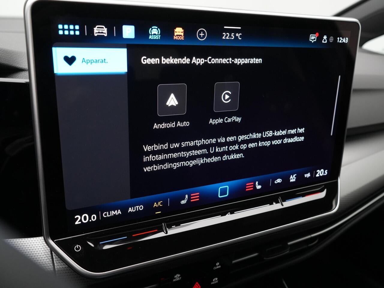 Volkswagen GOLF 8.5 1.5 eTSI 150 pk DSG Style Edition 50 | Panoramadak | IQ Light | Rondomzicht camera | Head-up Display | Stoel-/stuurverwarming | 18 inch