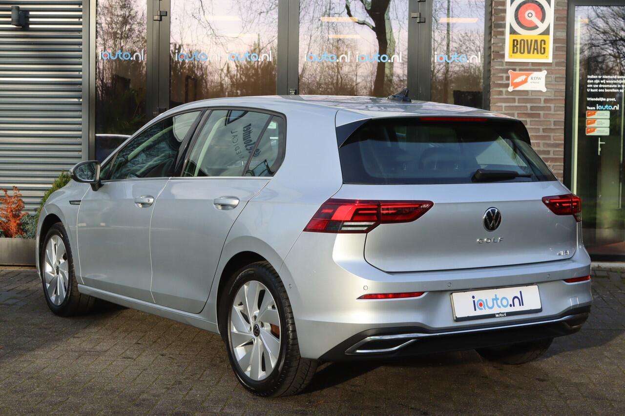 Volkswagen GOLF 1.5 eTSI 150pk DSG Style LED+/Keyless/Camera/Elek. stoel+mem/ACC/Dodehoek/17"