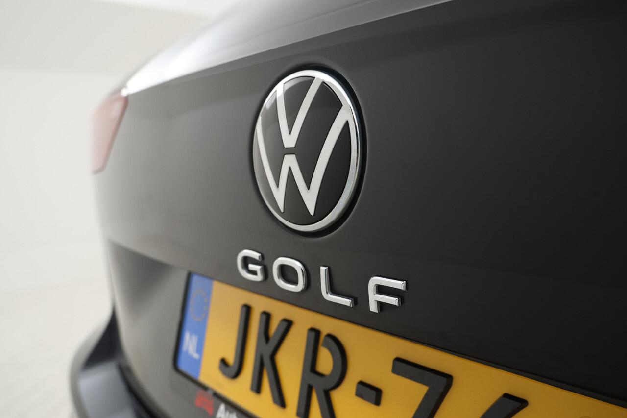 Volkswagen GOLF Variant 1.0 eTSI Life Business Automaat, Apple carplay, Lmv,