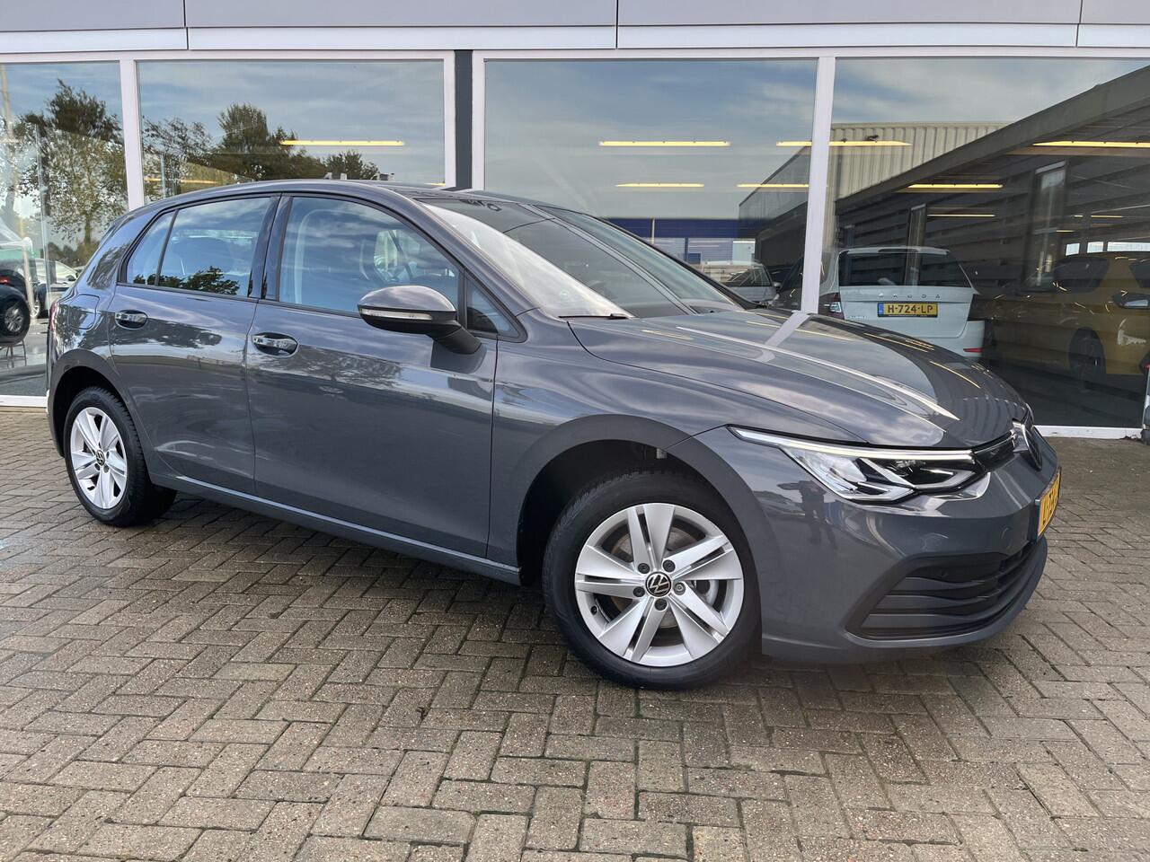 Volkswagen GOLF 1.0 TSI Life 50% deal 8.475,- ACTIE Carplay / Clima / Cruise / LMV
