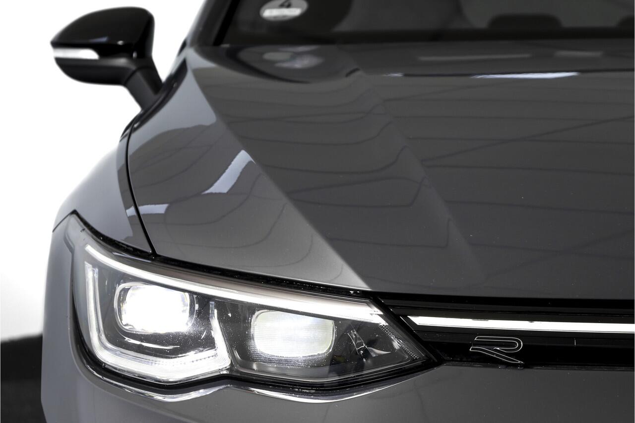 Volkswagen GOLF Variant 1.5 eTSI 150 PK R-Line - Automaat | S/K- Panodak | Dig. Cockpit | Adapt. Cruise | PDC | Camera | NAV + App. Connect | ECC | Afn. Trekhaak | LM 18" |