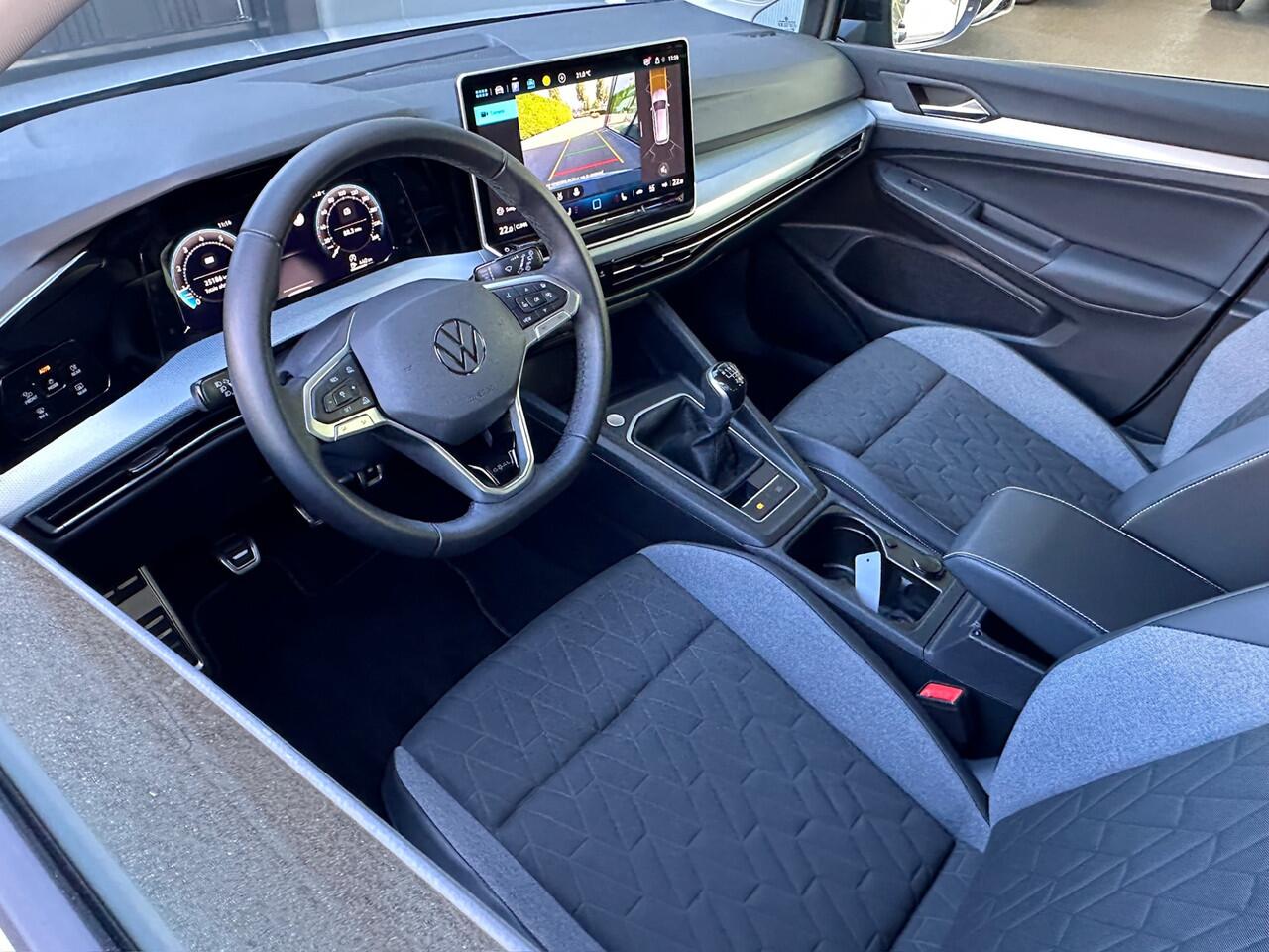 Volkswagen GOLF Variant 1.5 TSI 150pk Goal | Trekhaak | Camera | Dode hoek | Rijklaar incl. garantie