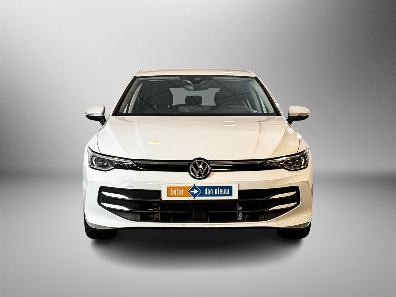 Volkswagen GOLF 1.5 eTSI 115pk DSG Life Edition | LED Plus | Stoel- en stuurverwarming | Extra getint glas