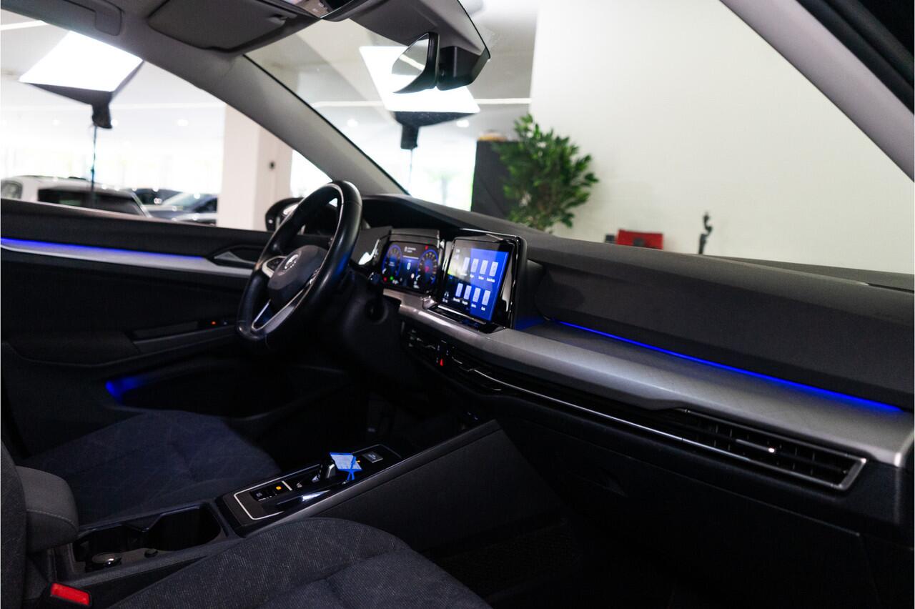 Volkswagen GOLF 1.0 eTSI Life Business 111PK | Sfeer | ACC | Virtual | Camera | Garantie