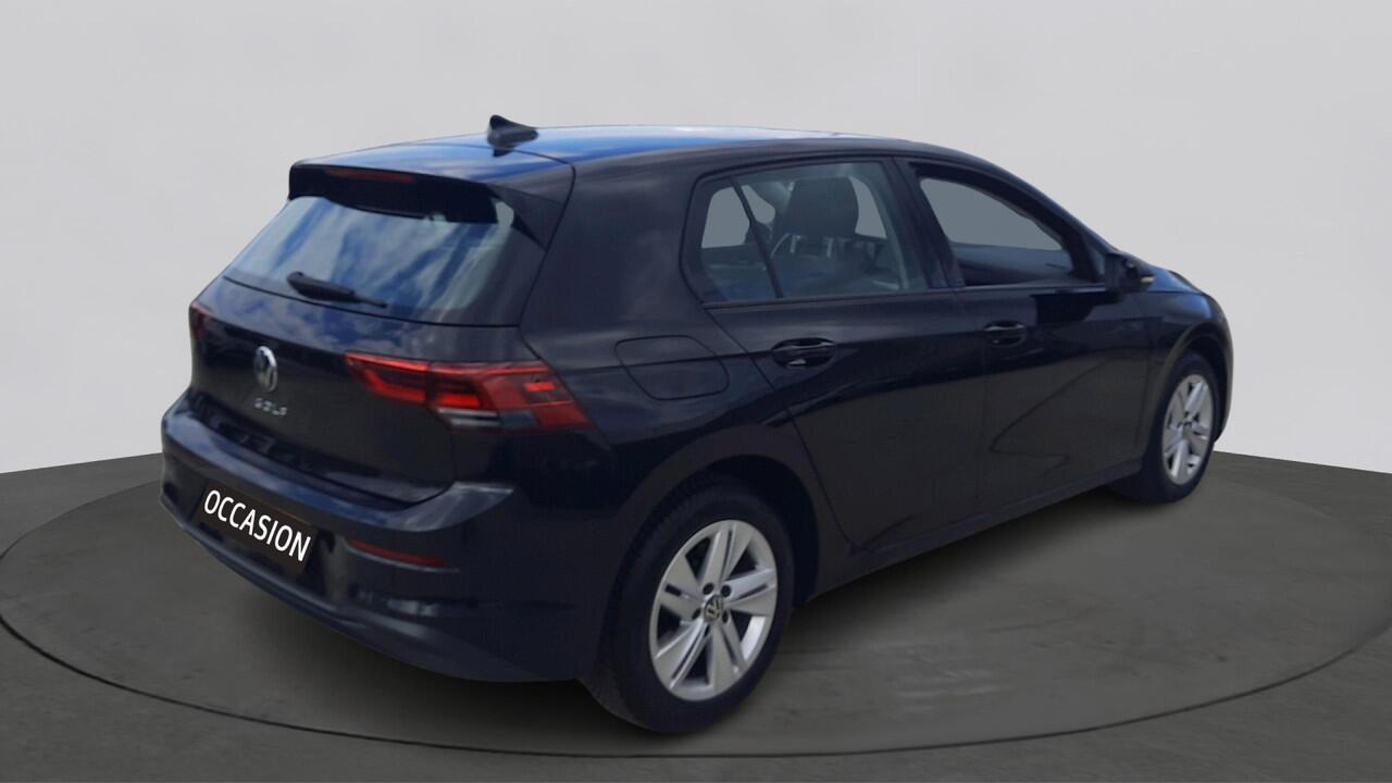 Volkswagen GOLF 1.0 TSI 110pk Life | Navigatie | App Connect | Parkeersensoren