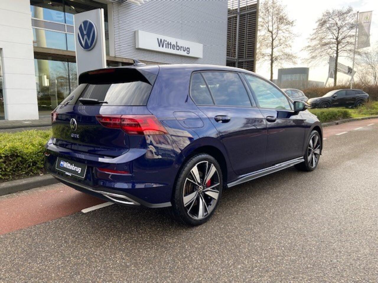 Volkswagen GOLF 1.4 eHybrid GTE / PANODAK / NAVI / APP.Connect / 18"LMV / Trekhaak
