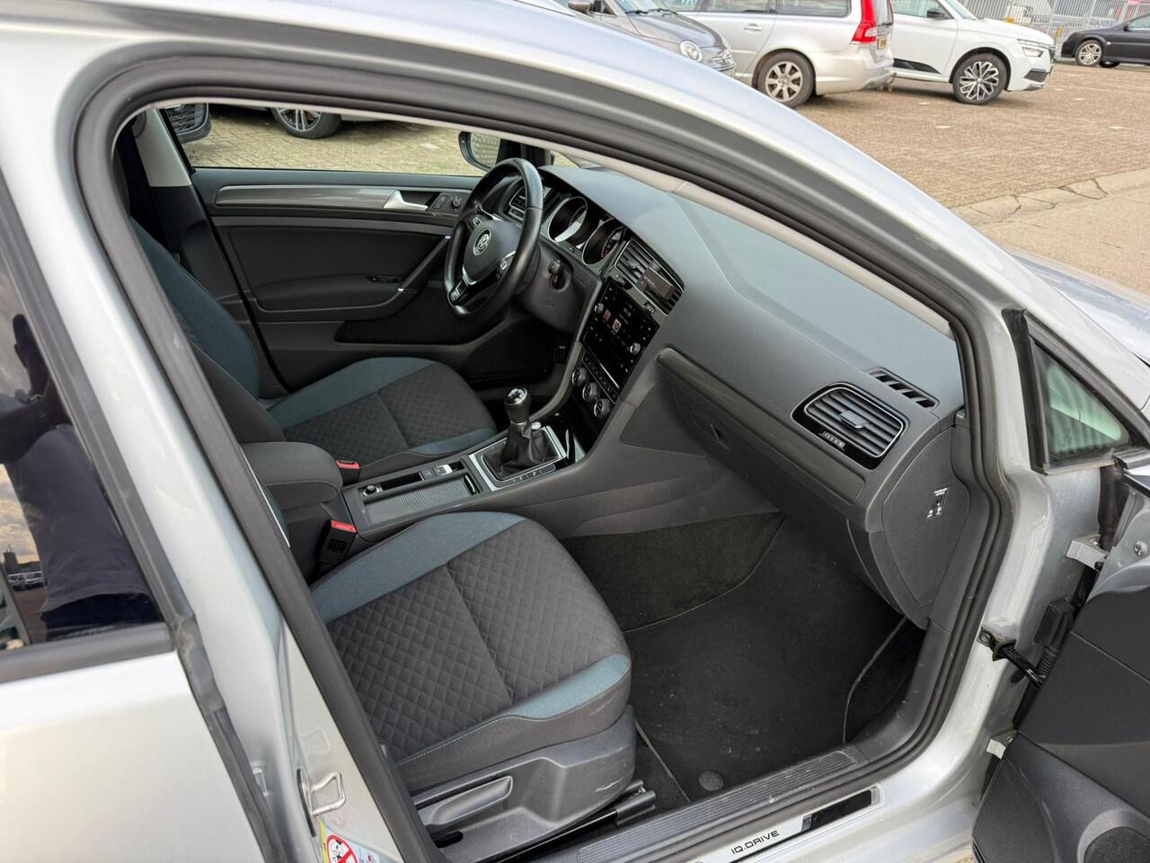 Volkswagen GOLF Variant 1.0 TSI BlueMotion Technology