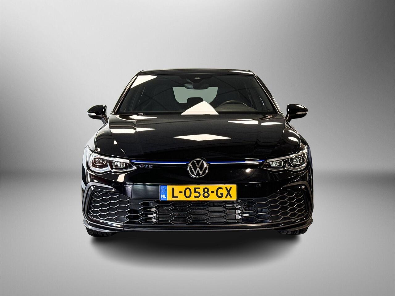 Volkswagen GOLF 1.4 eHybrid 245pk GTE / Adaptive Cruise Control / Navigatie 'Discover Pro' / 'App-Connect /