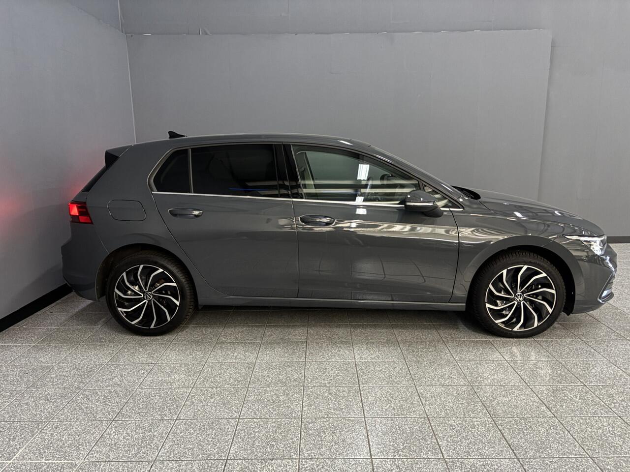 Volkswagen GOLF 1.4 eHybrid Pano|Carplay|Camera