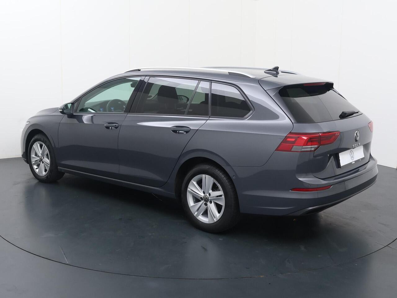 Volkswagen GOLF Variant 1.5 TSI Life Business | 130 PK | Climate control | Achteruitrijcamera | Apple Carplay/Android Auto |