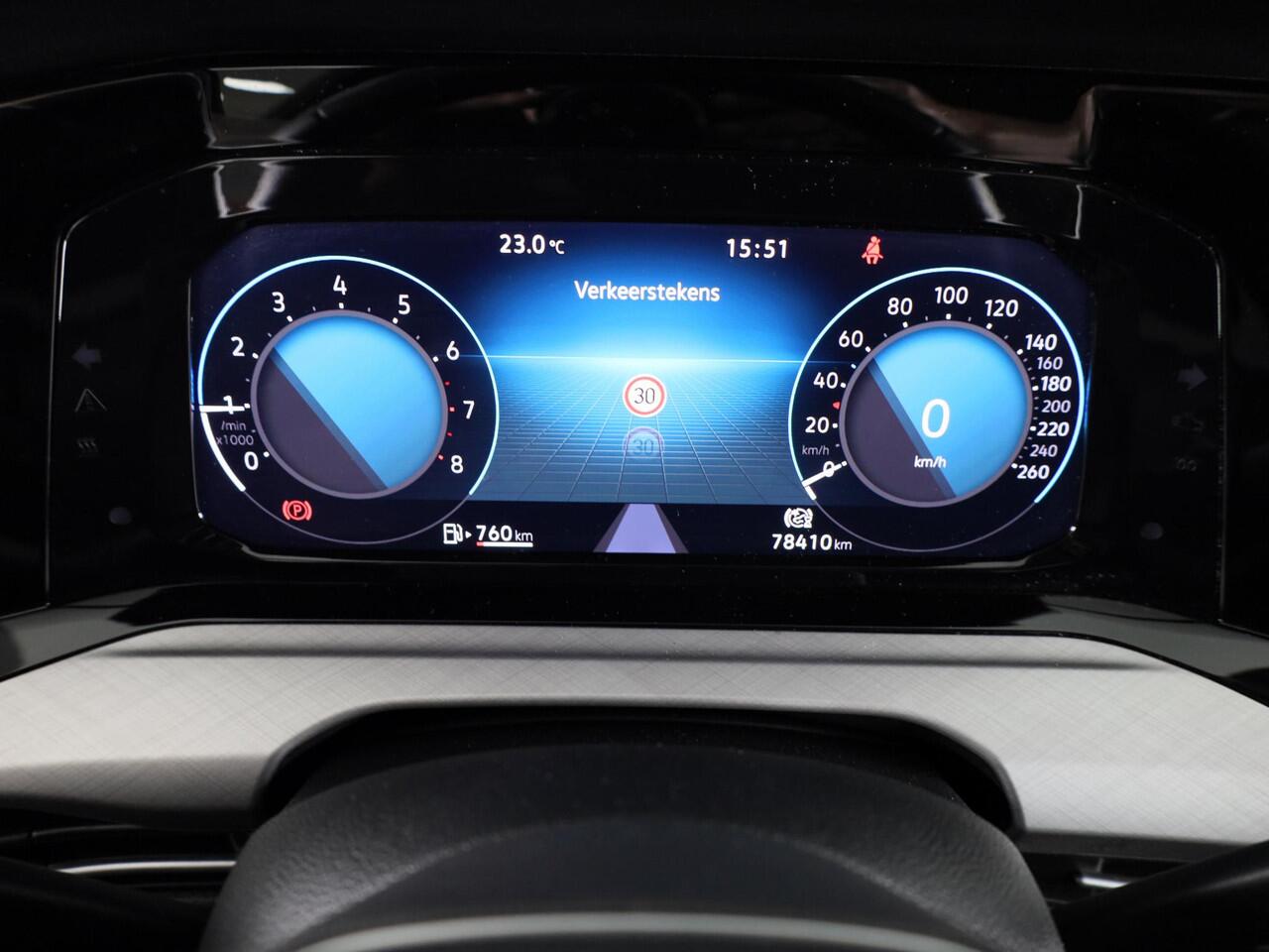 Volkswagen GOLF 1.0 TSI Life 110 pk | Verlengde garantie | Navigatie | Parkeersensoren | Adaptieve cruise control | LED koplampen |