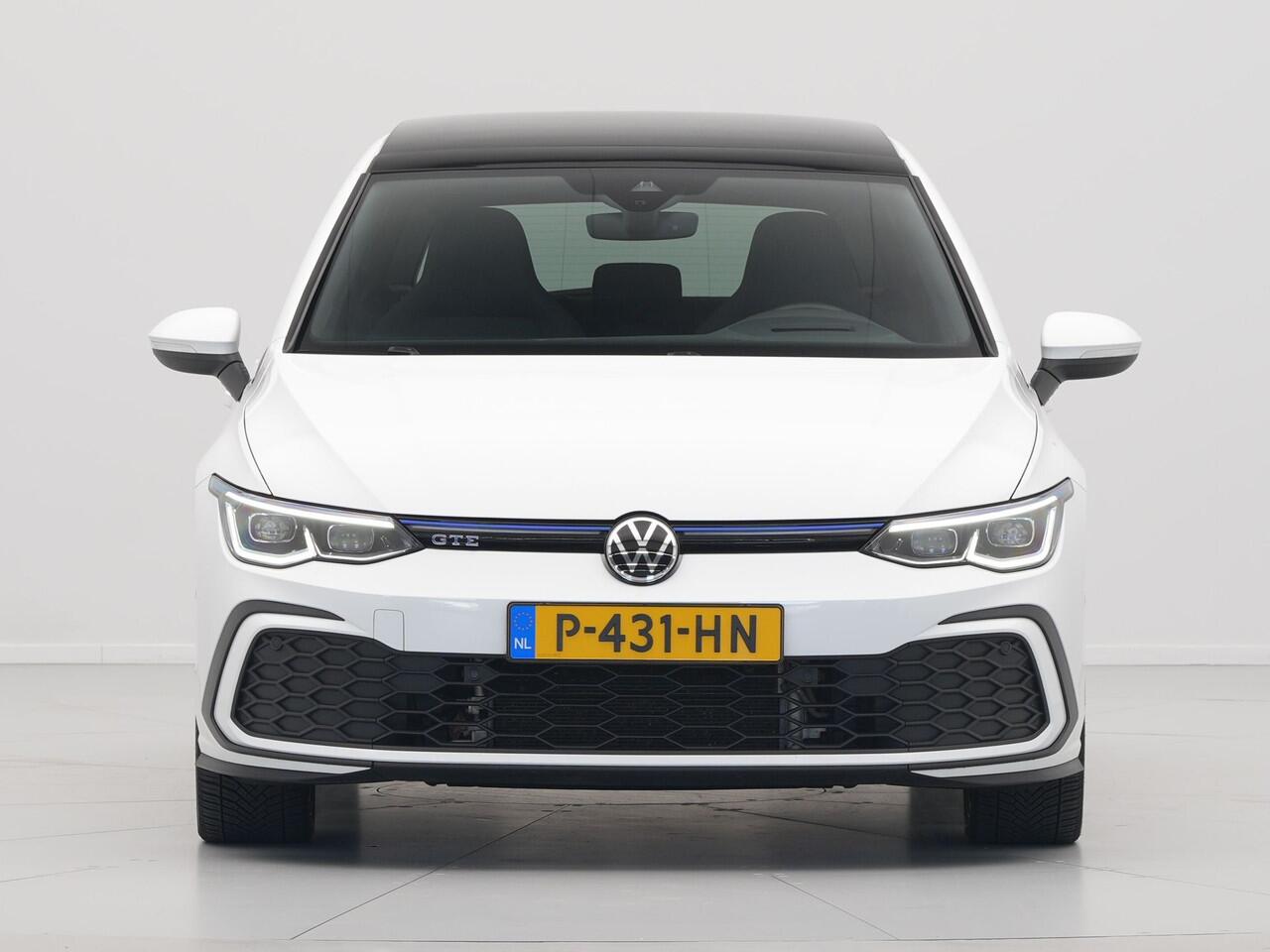 Volkswagen GOLF 1.4 eHybrid 245pk GTE Panorama Navigatie Camera Stoelverwarming Carplay 193