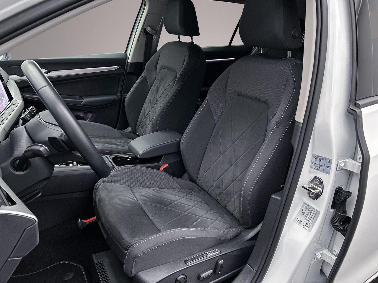 Volkswagen GOLF Variant Life Business 1.0 eTSI 110pk DSG Automaat Adaptive cruise control, Navigatie, Parkeersensoren, Stoelverwarming, LED koplampen, Keyless start