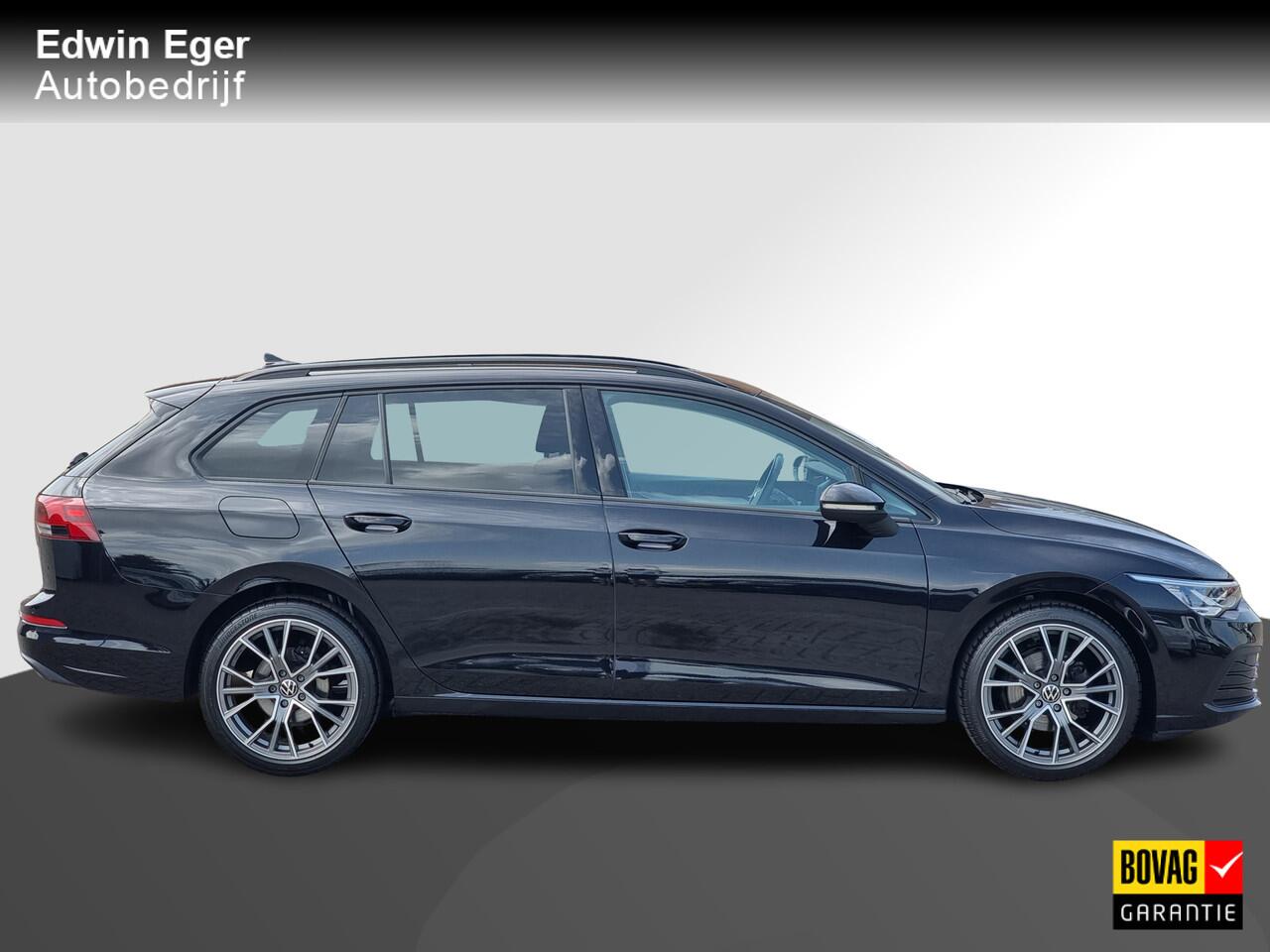 Volkswagen GOLF Variant 1.0 eTSI Life | Elektrische Trekhaak | Ad cruise control | Apple Carplay/Android | Camera | Led