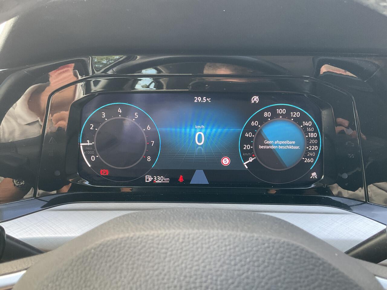 Volkswagen GOLF 1.5 TSI Life Adap.Cruise Sfeerverl Carplay Led NL-Auto Dealer-Onderhouden!