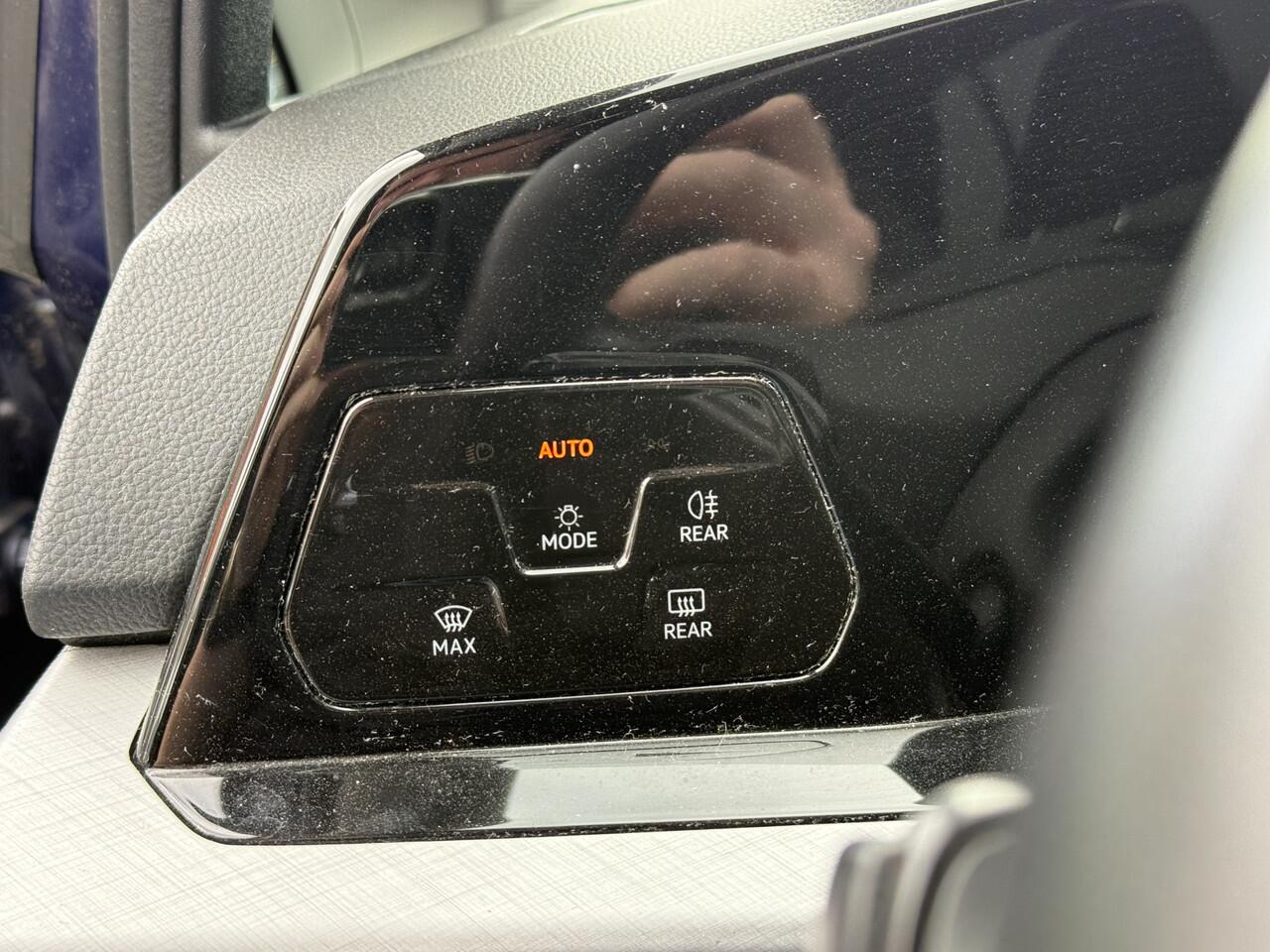 Volkswagen GOLF Variant BWJ 2022 1.0 111 PK eTSI Life Business TREKHAAK | STOELVERW. | FULL LED | ADAPTIVE CRUISE | CARPLAY + ANDROID | NAVI | CLIMA | DAB | LMV | PDC