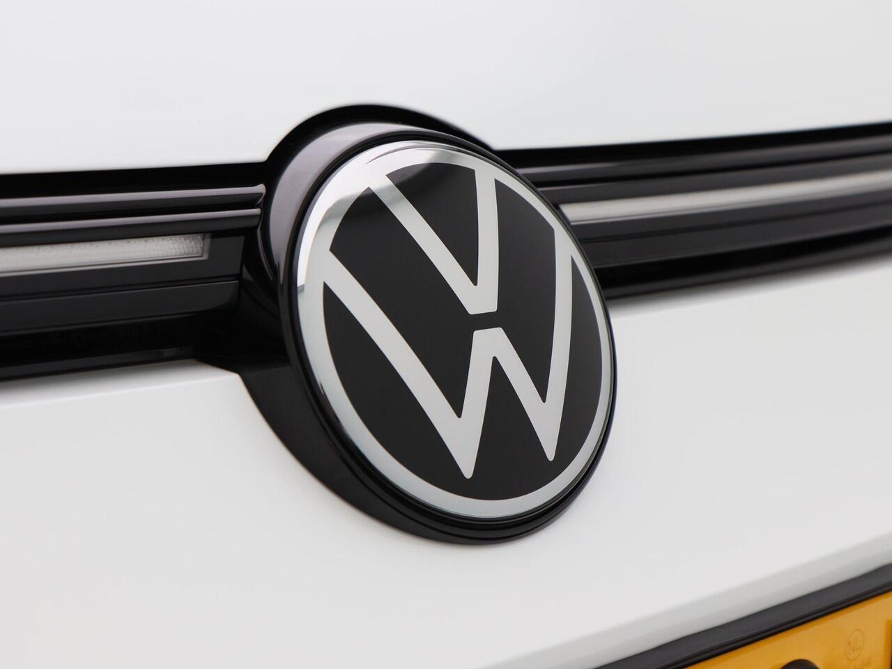 Volkswagen GOLF 2.0 TSi 300 Pk GTi Automaat Clubsport | Panorama Dak | Camera | Digitale Cockpit | Leer/Alcantara | Full Led | Navigatie | 19 Inch | 31.192 Km!!