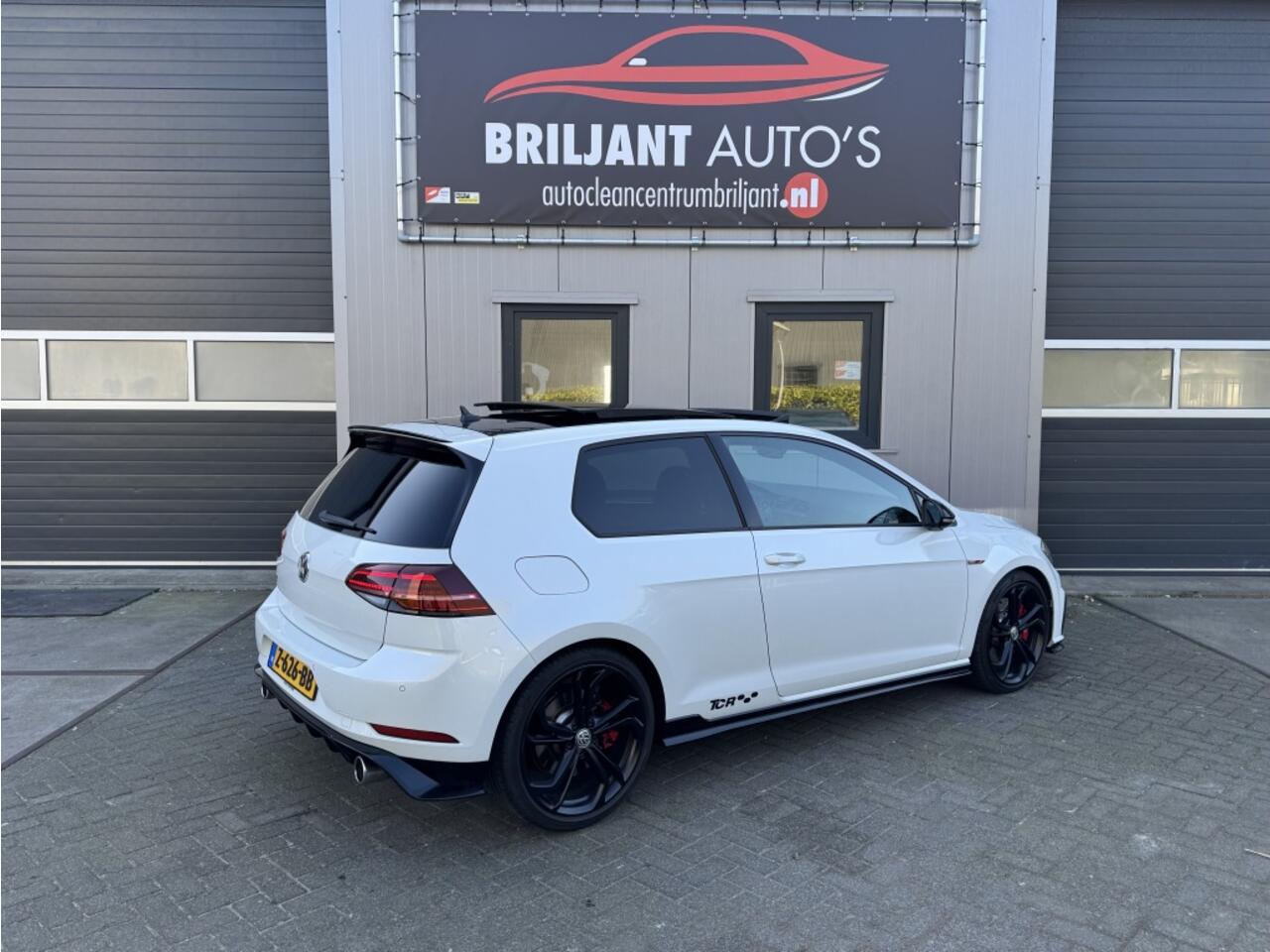 Volkswagen GOLF GTI Tcr