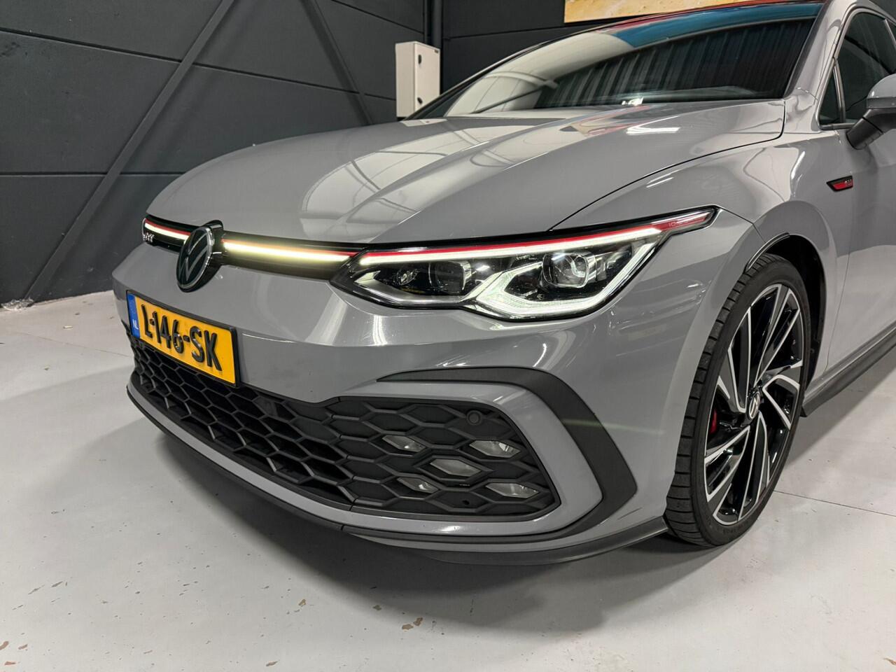 Volkswagen GOLF 2.0 TSI GTI 245pk Panoramadak Head-Up Camera Navigatie Nardo iq Light