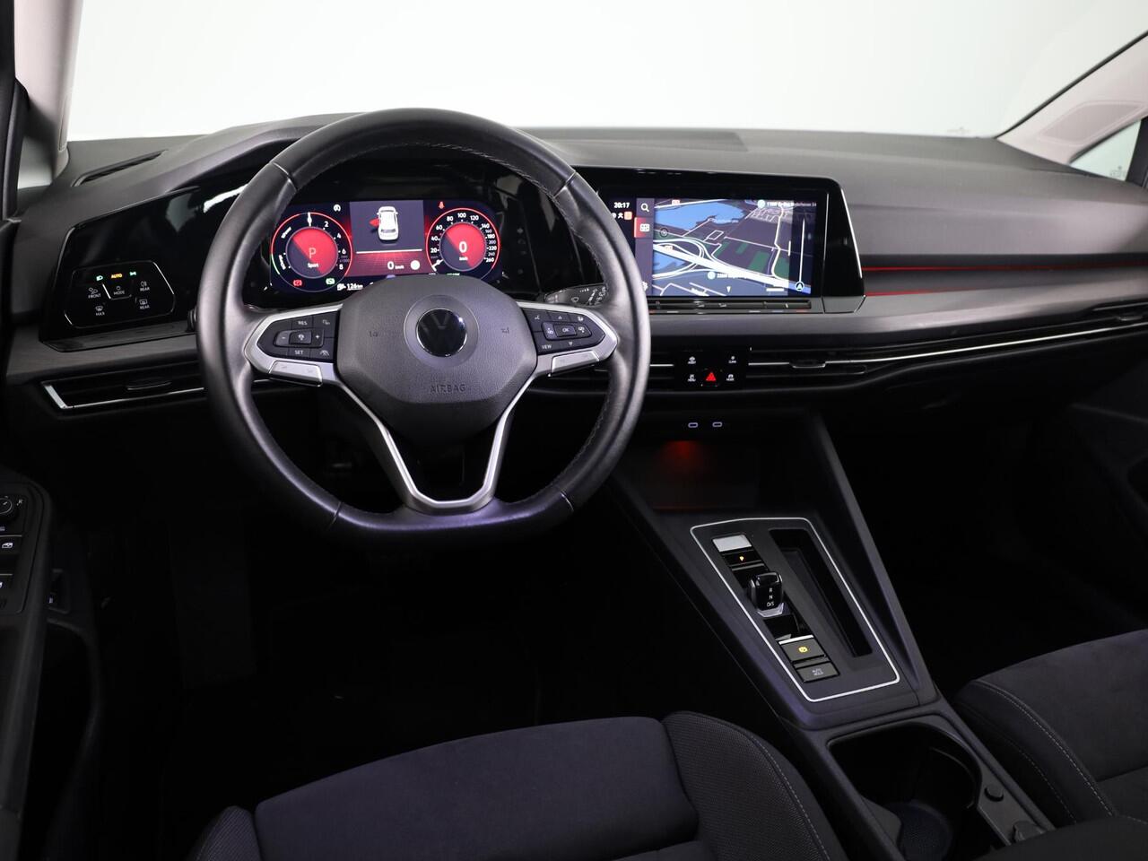 Volkswagen GOLF 1.4 eHybrid Style 204 PK PHEV | Navigatie | Keyless entry | Ergo-Active bestuurdersstoel elektrisch verstelbaar, incl. geheugen-en massagefunctie | Stoelverwarming |