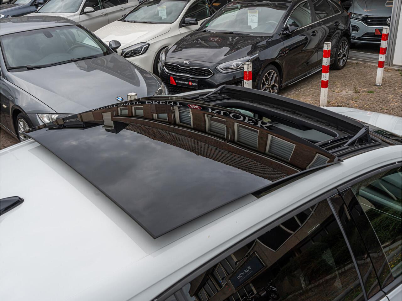 Volkswagen GOLF 2.0 TSI GTI UNIEK HANDBAK!! PANO STANDKACHEL CAMERA DODEHOEK IQ LIGHT