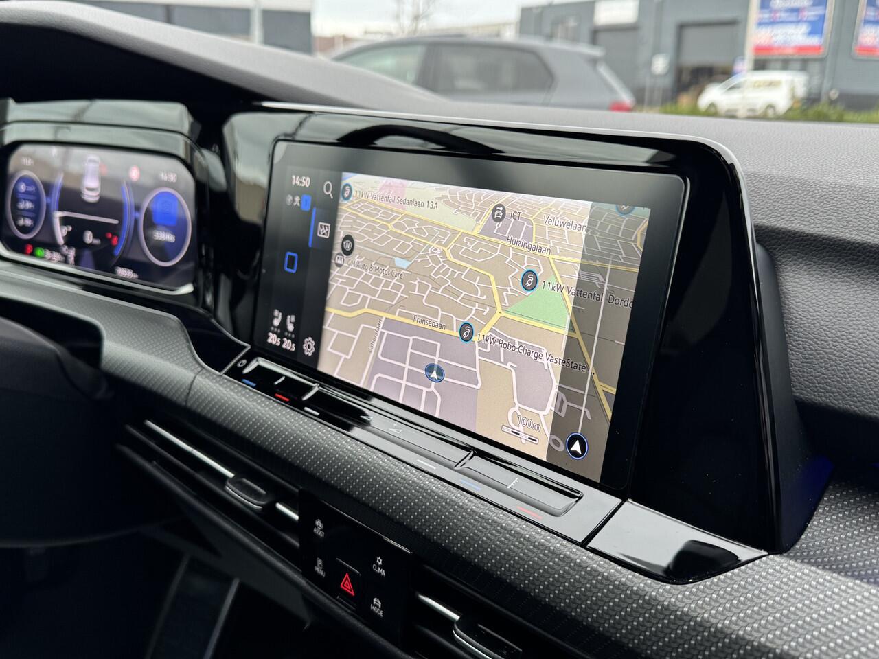 Volkswagen GOLF 8 R R20 2.0 TSI 320pk 4Motion DSG / Aut. Nurburgring Modus Akrapovic Leder Panoramadak !!