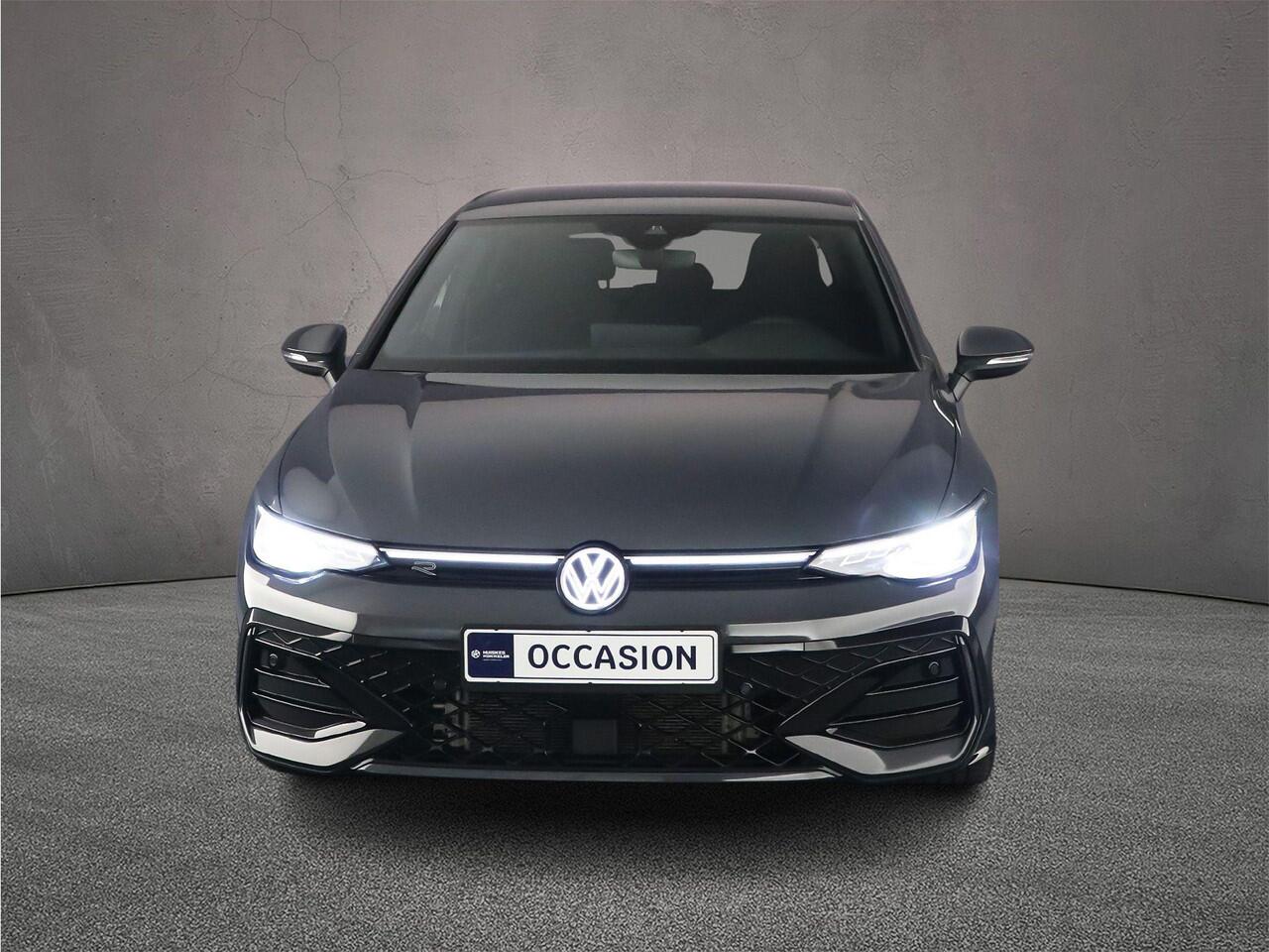 Volkswagen GOLF R-Line Edition 1.5 eTSI 150pk DSG Automaat Achteruitrijcamera, Adaptive cruise control, Navigatie, LED koplampen, Stuurwiel verwarmd, Parkeersensoren, Stoelverwarming