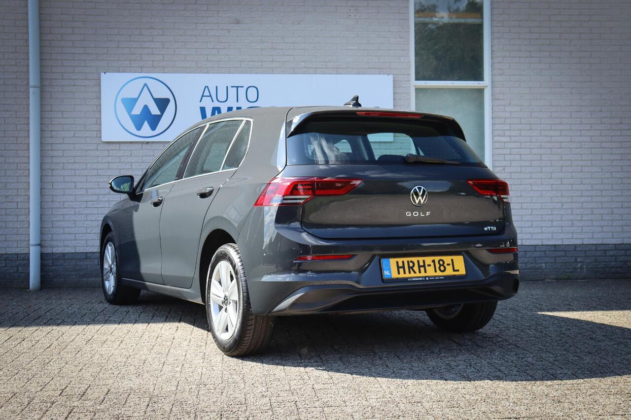 Volkswagen GOLF 1.0 eTSI Life Business