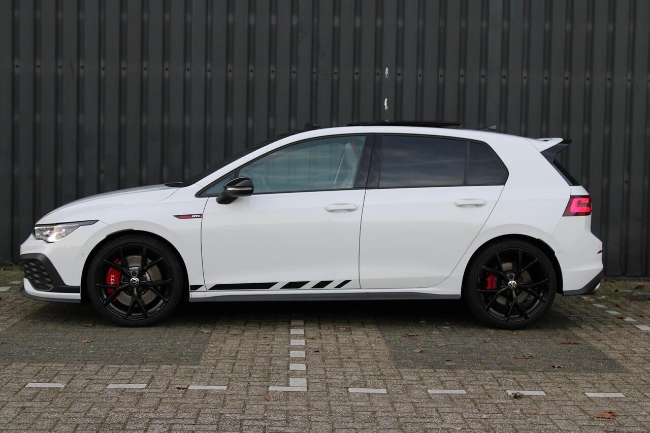 Volkswagen GOLF 2.0 TSI GTI CLUBSPORT PANO HARMAN KAR HUD LEER