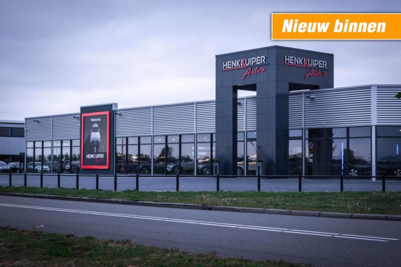 Volkswagen GOLF GTI DSG 265pk Facelift / Panodak / Black/ 19 Inch/ IQ LED Matrix/ Harman Kardon/ Camera